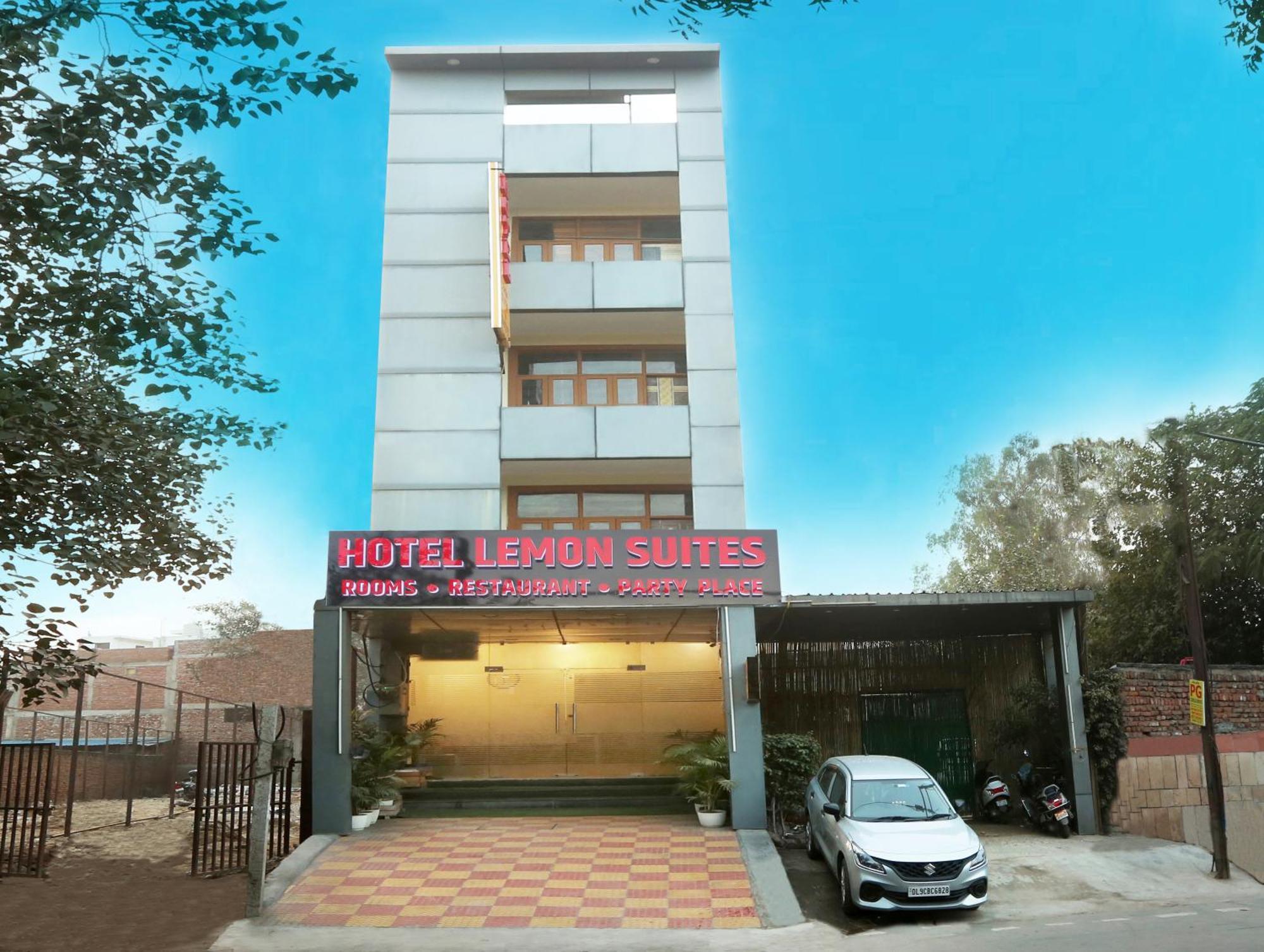 Hotel Lemon Suites & Banquet Noida Sector 62 מראה חיצוני תמונה
